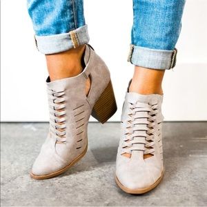 Like New Grey Booties Sz 7.5